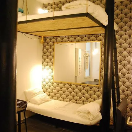 20m² District Of Batignolles Apartment Paris