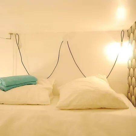 20m² District Of Batignolles * Paryż