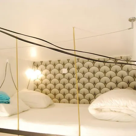 20m² District Of Batignolles Paris